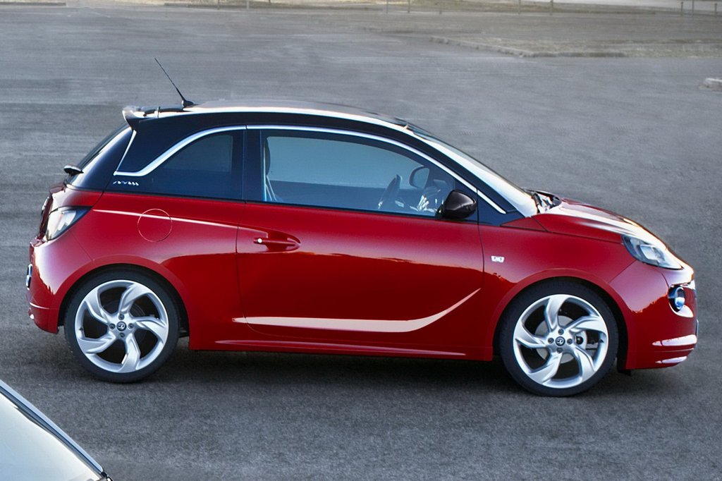 Recenzia subkompaktného hatchbacku Opel Adam