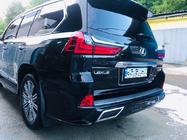 Lexus LX570/450d 2008–2022 Sada bodykitu (TRD Sport 2017-2020) Čierna farba fotografia 12