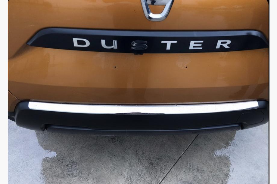 Renault Duster 2018–2024 Nerezová lišta na zadný nárazník Carmos V1 Image