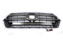 Toyota Land Cruiser 200 2007–2021 Predná maska 2016-2021 (LED) fotografia 2