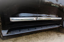 Toyota Land Cruiser 200 2007–2021 Sada dverových líšt (2016-2021) fotografia 4