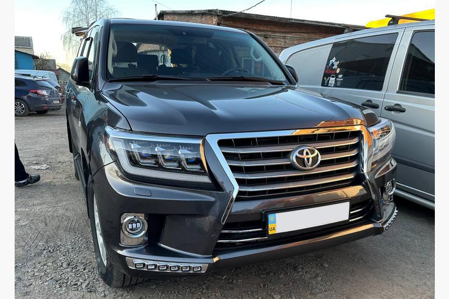 Toyota Land Cruiser 200 2007–2021 Kompletná sada bodykitu 2008-2015 (Urban sport) Image