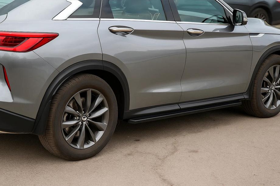 Infiniti QX50 2018– Bočné prahy (2 ks) Image