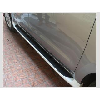 Bočné prahy (2 ks) Toyota Innova 2015– fotografia 3