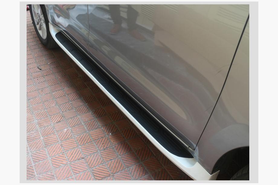 Toyota Innova 2015– Bočné prahy (2 ks) Fotografia 3