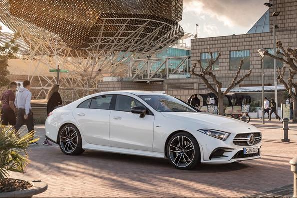 Nová generácia štvordverového kupé Mercedes-Benz CLS-Class