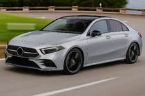 Mercedes A-class W177 2018– Predná maska chladiča Diamond Silver (pre 2018-2022) fotografia 3