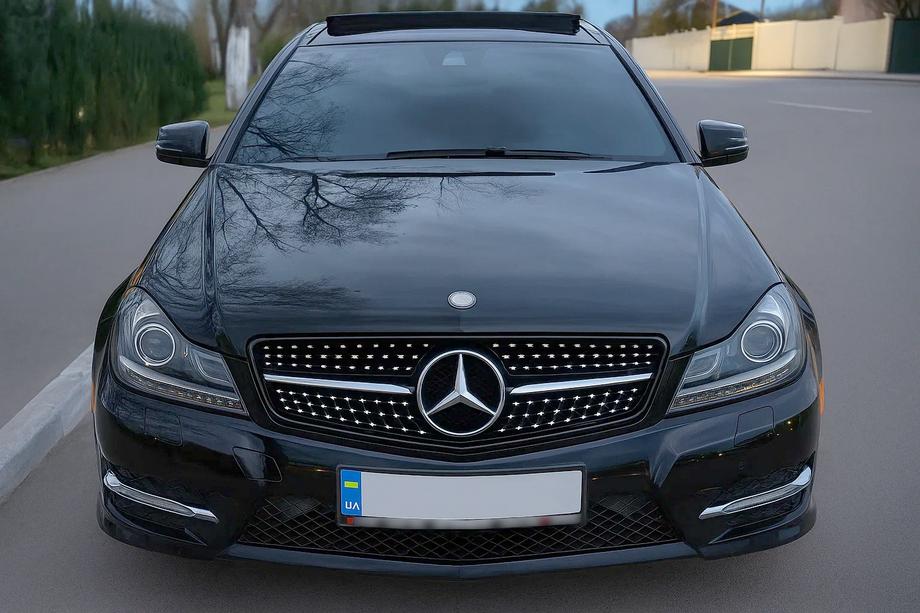 Mercedes trieda C W204 2007–2015 Predná maska chladiča Diamond Black Image