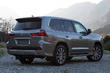 Recenzia modernizovaného SUV Lexus LX fotografia 4