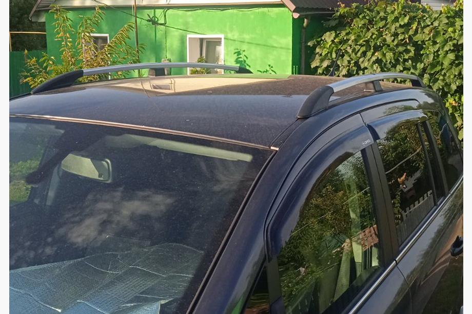 Opel Zafira B 2005–2011 Hliníkové strešné lyžiny (Caravan, chróm) Image