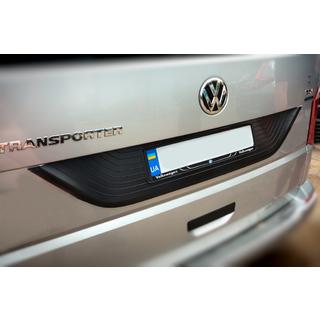 Plastová lišta na veko kufra Volkswagen T6 2015–2024 fotografia 1
