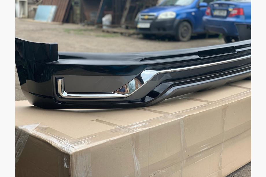 Toyota Land Cruiser 200 2007–2021 Sada bodykitu 2016↗ (Modelista V3) Fotografia 7