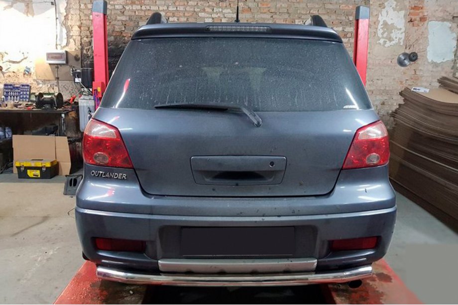 Mitsubishi Outlander 2001–2006 Zadný ochranný oblúk AK002/2 (nerez) Image
