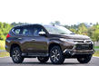 Tretia generácia SUV Mitsubishi Pajero Sport fotografia 3