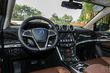 Hybridný sedemmiestny crossover BYD Tang 100 fotografia 6