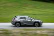 Hybridná verzia crossoveru Lexus UX 250h fotografia 2