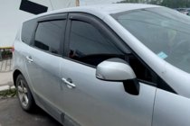 Renault Scenic/Grand 2009–2016 Deflektory okien (4 ks, HIC) fotografia 11