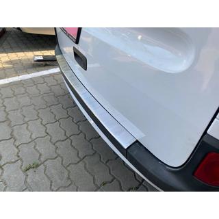 Nerezová lišta na zadný nárazník OmsaLine (2013+) Renault Kangoo 2008–2020 fotografia 4