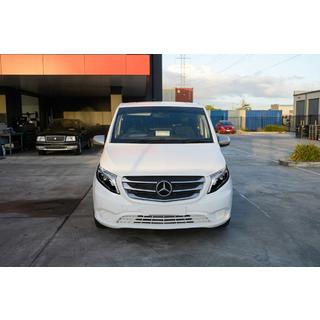 Predné svetlomety LED v dizajne V-class (pre Vito, 2 ks) fotografia 3