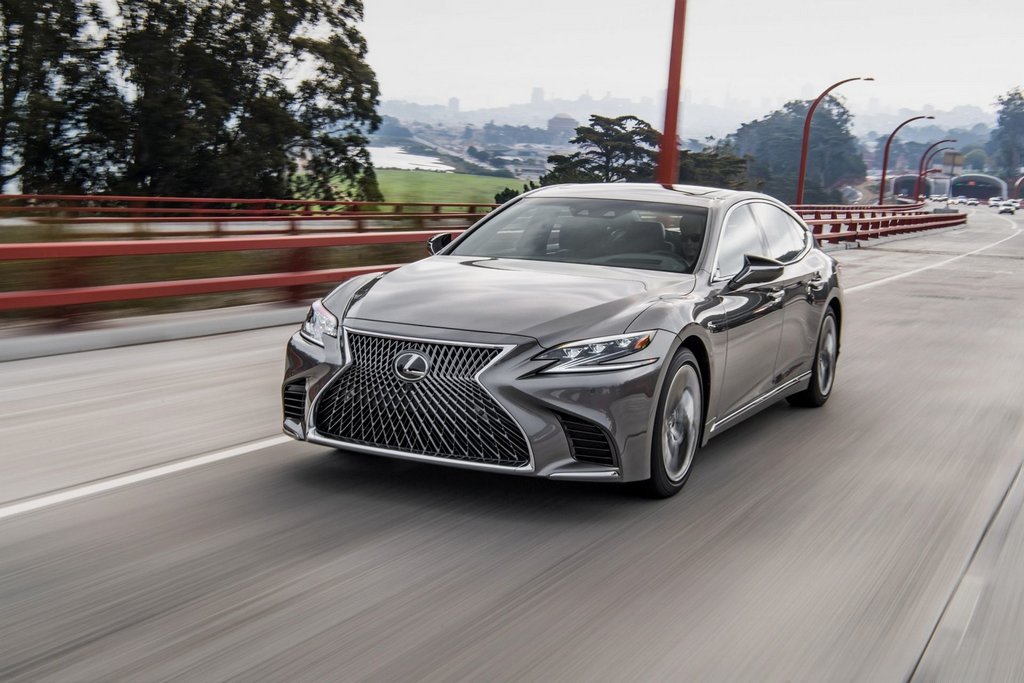 Recenzia sedanu Lexus LS piatej generácie