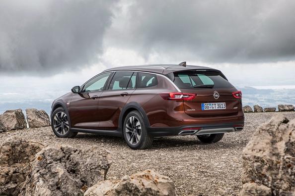 Zvýšená priechodnosť kombi Opel Insignia Country Tourer Fotografia 4