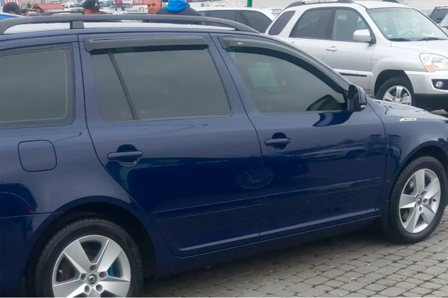 Skoda Octavia II A5 2010–2013 Okenné deflektory SW (4 ks, HIC) Image