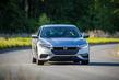 Recenzia hybridného sedanu Honda Insight fotografia 9