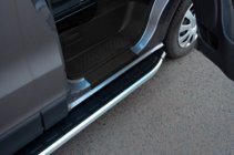 Peugeot Bipper 2008–2017 Bočné nášľapy Fullmond (2 ks, hliník) fotografia 1