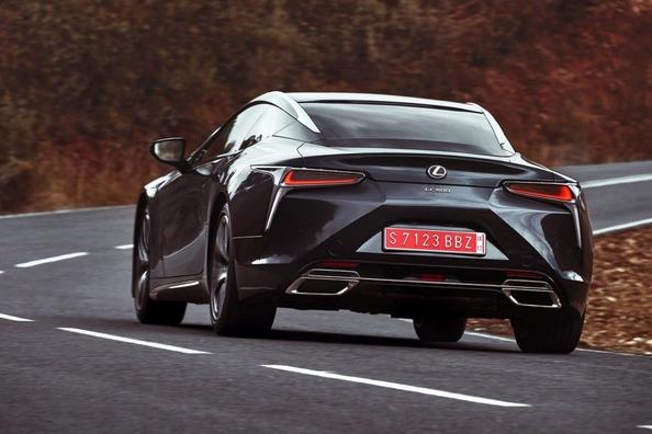Recenzia športového kupé Lexus LC 500