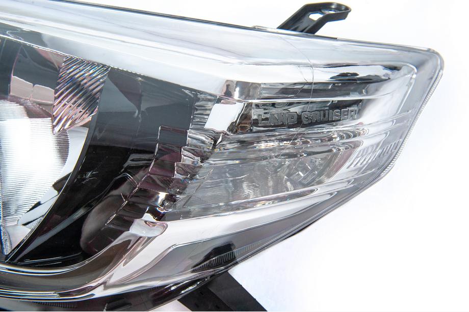Toyota Land Cruiser Prado 150 2009–2023 Predné LED svetlomety (2013-2017, 2 ks) s adaptáciou AFR Fotografia 18