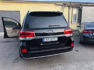Toyota Land Cruiser 200 2007–2021 Faceliftový kit z LC200 2008-2015 na 2019 Executive fotografia 9
