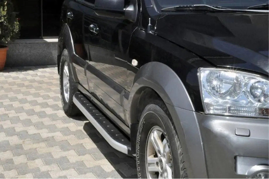 Kia Sorento I BL 2002–2009 Bočné nášľapy Fullmond (2 ks, hliník) Image