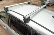 Toyota Camry 2006–2011 Strešný nosič (chróm, pár) fotografia 10