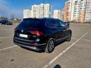 Volkswagen Tiguan 2016–2023 Nerezová lišta na zadný nárazník (Carmos) fotografia 3