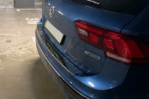 Volkswagen Tiguan 2016–2023 Nerezová lišta na zadný nárazník (Carmos) fotografia 10