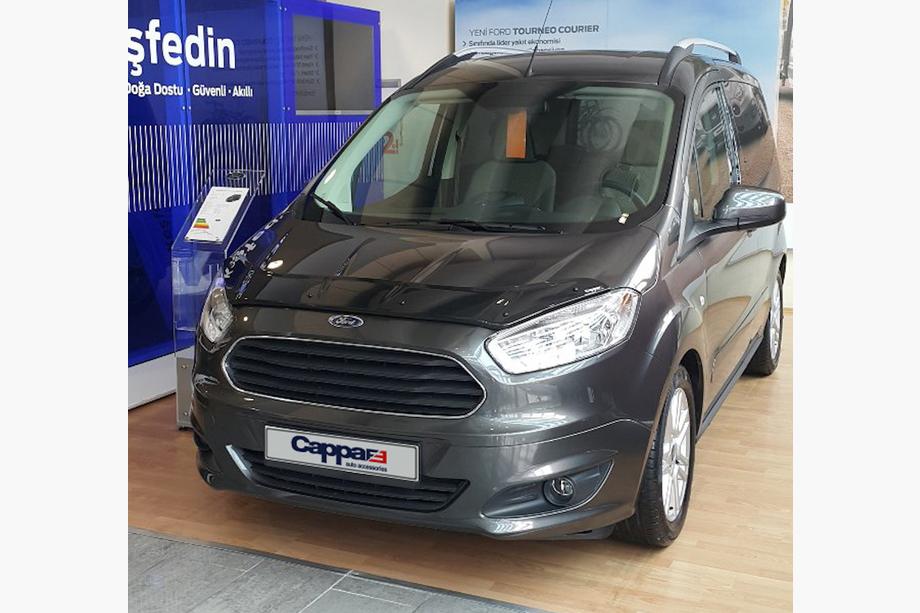 Ford Courier 2014–2023 Deflektor kapoty EuroCap Fotografia 15
