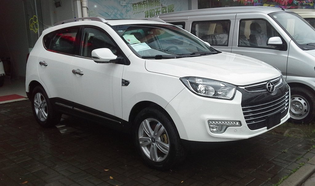 Recenzia mestského crossovera JAC S5