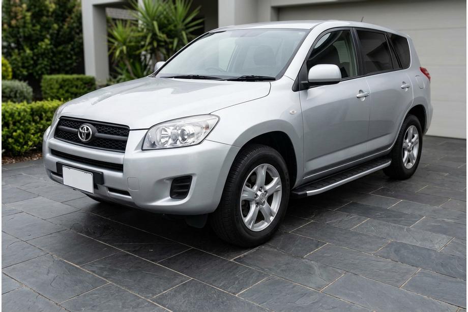 Toyota Rav 4 2006–2013 Bočné prahy Fullmond (2 ks, hliník) Image