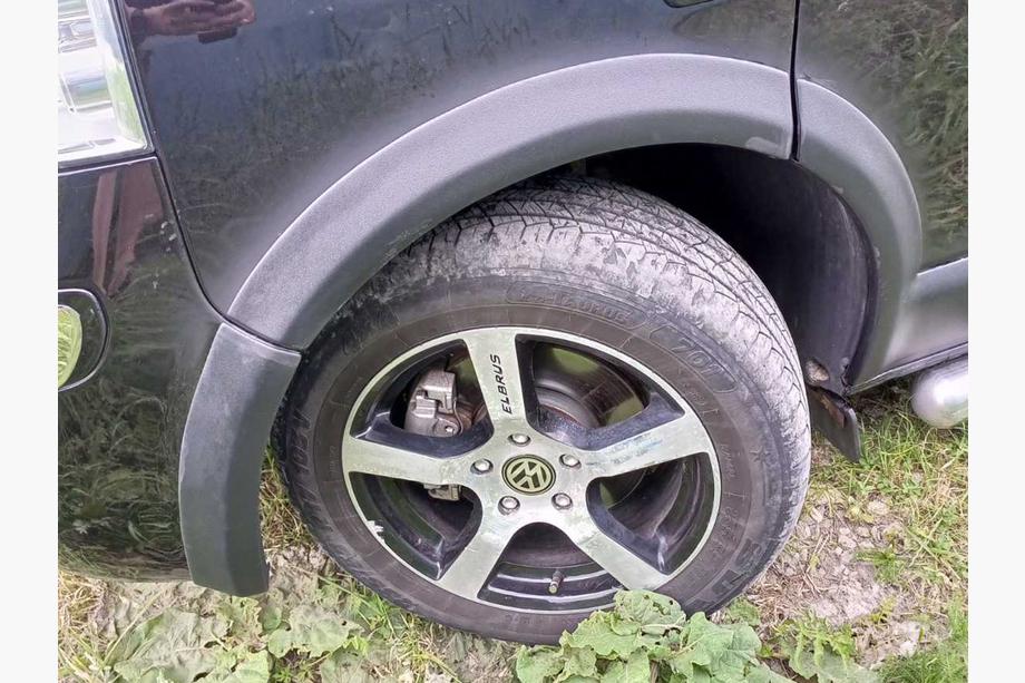 Volkswagen T5 Multivan 2003–2010 Sada líšt a lemov blatníkov (11 dielov) 1 dvere, krátky rázvor Fotografia 34