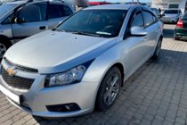 Chevrolet Cruze 2009–2015 Deflektory okien SD (4 ks, HIC) fotografia 3