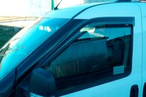Fiat Doblo II 2010–2022 Okenné veterné deflektory (2 ks, HIC) fotografia 6