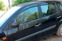 Ford Fiesta 2002–2008 Deflektory okien (4 ks, HIC) fotografia 2