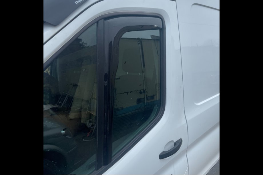 Ford Transit 2014– Vkladané okenné deflektory (2 ks, HIC) Fotografia 6