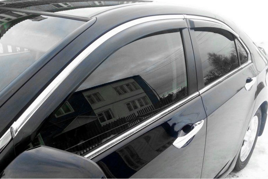Honda Accord VIII 2008–2012 Okenné deflektory s chrómovou lištou SD (4 ks, HIC) Fotografia 1