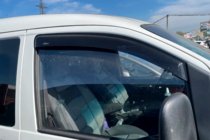 Hyundai H200, H1, Starex 1998–2007 Okenné veterné deflektory (2 ks, HIC) fotografia 3