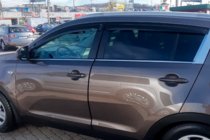 Kia Sportage 2010–2015 Deflektory okien (4 ks, HIC) fotografia 10
