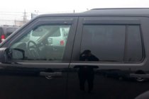 Land Rover Discovery III 2004–2009 Deflektory okien (4 ks, HIC) fotografia 4