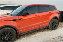 Range Rover Evoque 2012–2018 Deflektory okien (4 ks, HIC) fotografia 5