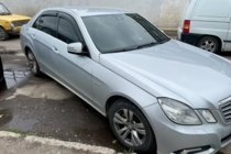 Mercedes E-class W212 2009–2016 Deflektory okien SD (4 ks, HIC) fotografia 5