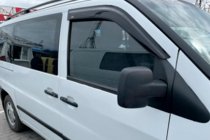 Mercedes Vito W638 1996–2003 Okenné veterné deflektory (2 ks, HIC) fotografia 1